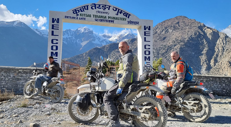 Upper Mustang motorcycle Tour